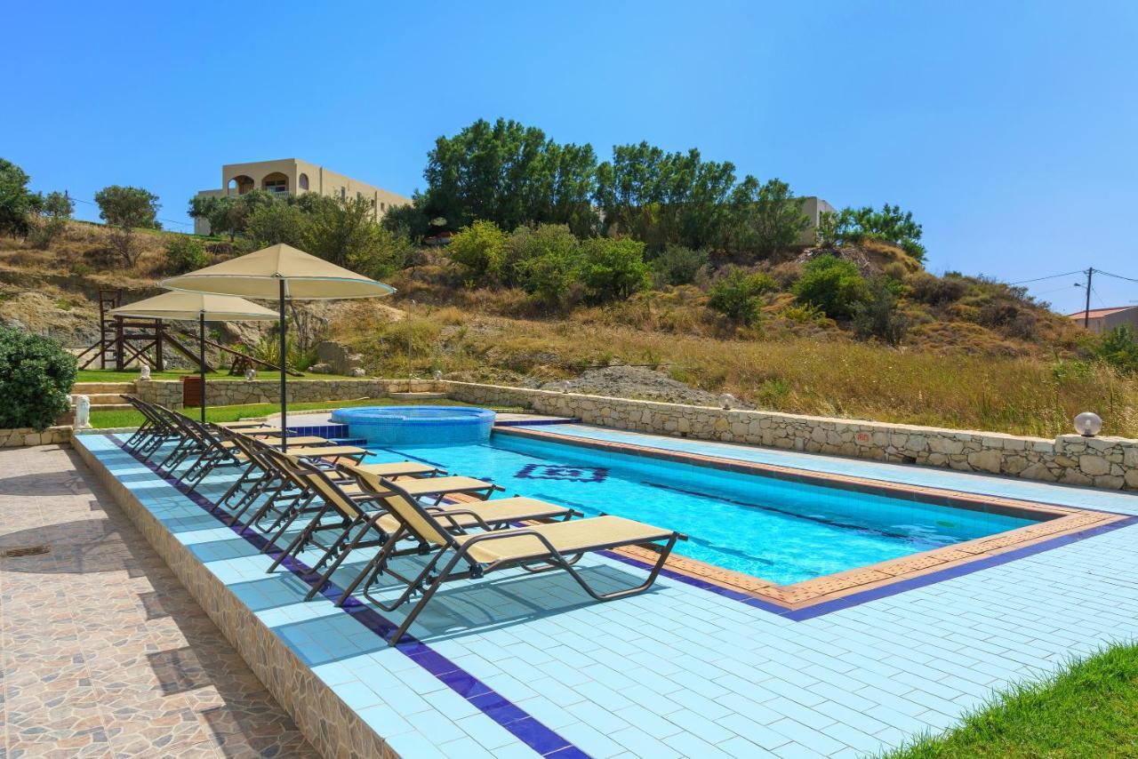 Anthos Apartments Plakias Bagian luar foto