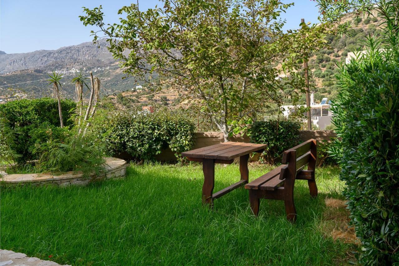Anthos Apartments Plakias Bagian luar foto